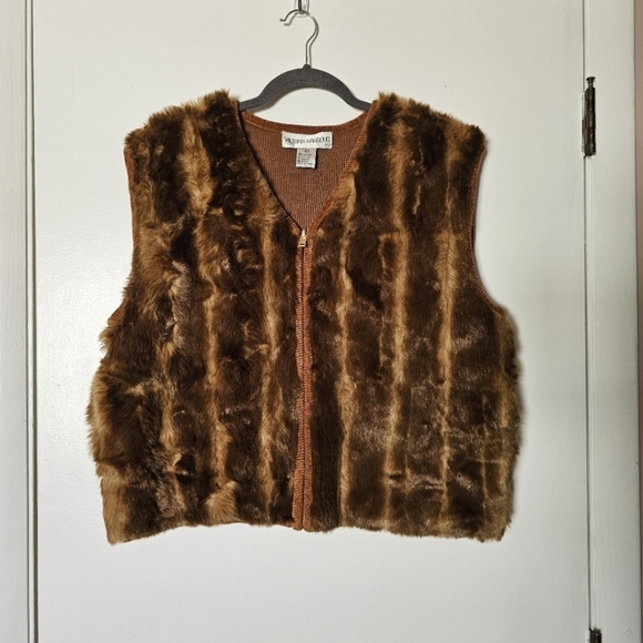 Victoria Harbour Jackets & Blazers - Vintage Victoria Harbour warm boho retro hippie brown faux fur vest Size L